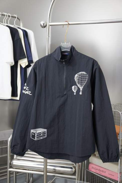 Picture of Louis Vuitton Jackets _SKULVXS-Lhgntx1431484